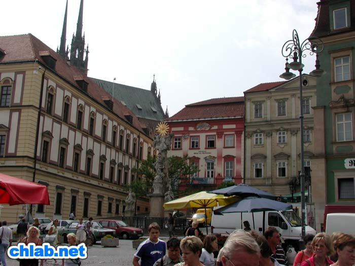 Palais Dietrichstein und Dom mit Dreifaltigkeitssule am Krautmarkt
