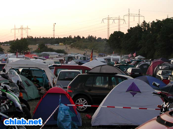 Camp Start-Kyvalka unter Strom

