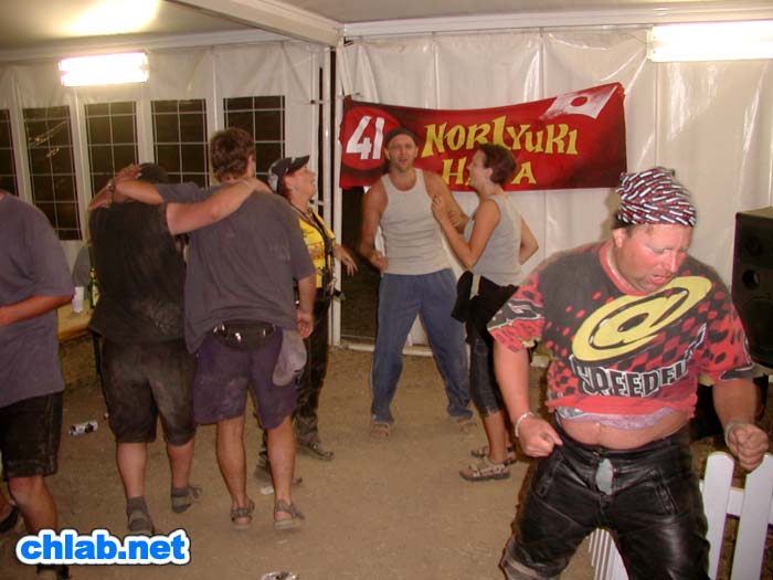 Stimmung im Biergarten auf Camp Start
