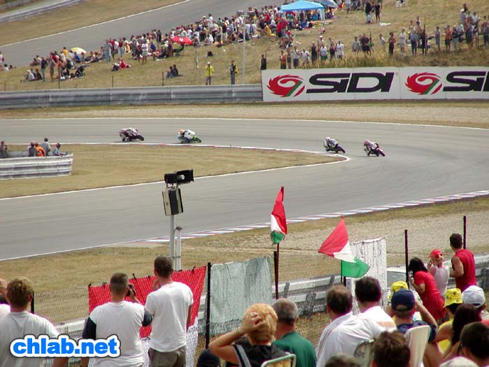 Steve Jenkner fhrt vor Daniel Pedrosa in der 125ccm Klasse
