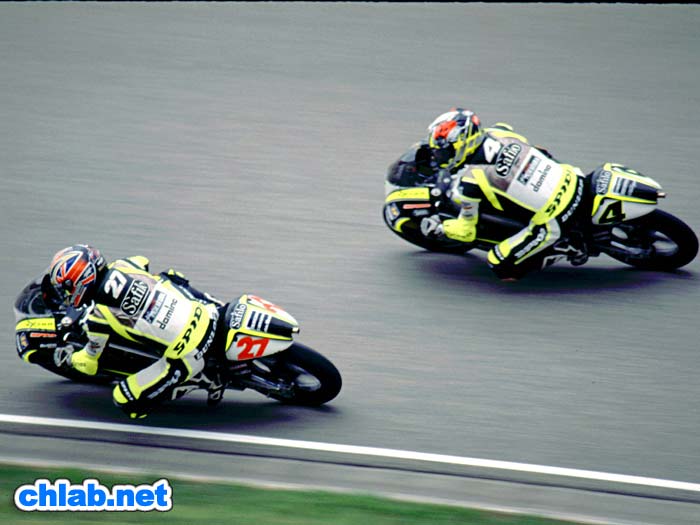 Casey Stoner (27) und sein Chef Lucio Cecchinello (4)
